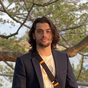 Meet your Posher, Drew